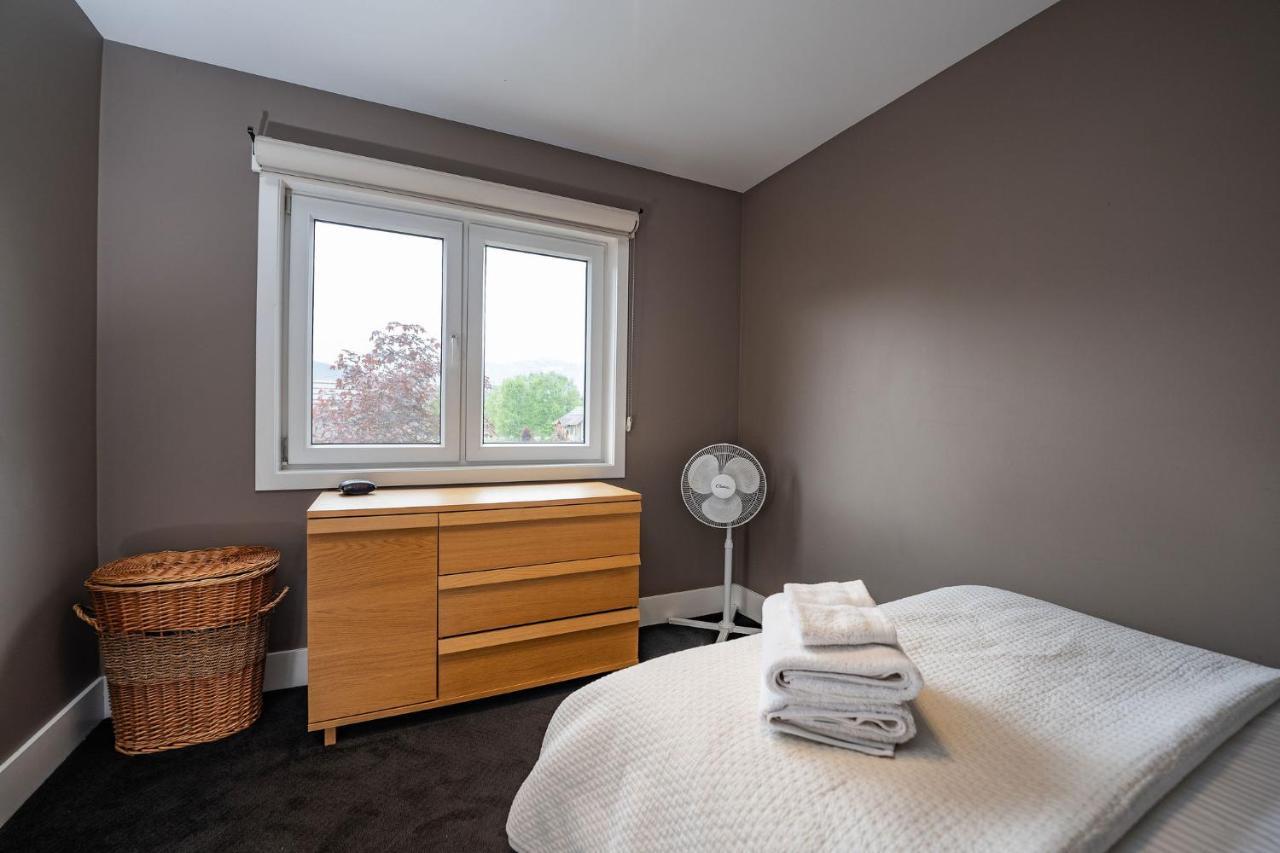 Aspen Lodge By Revelstoke Vacations מראה חיצוני תמונה