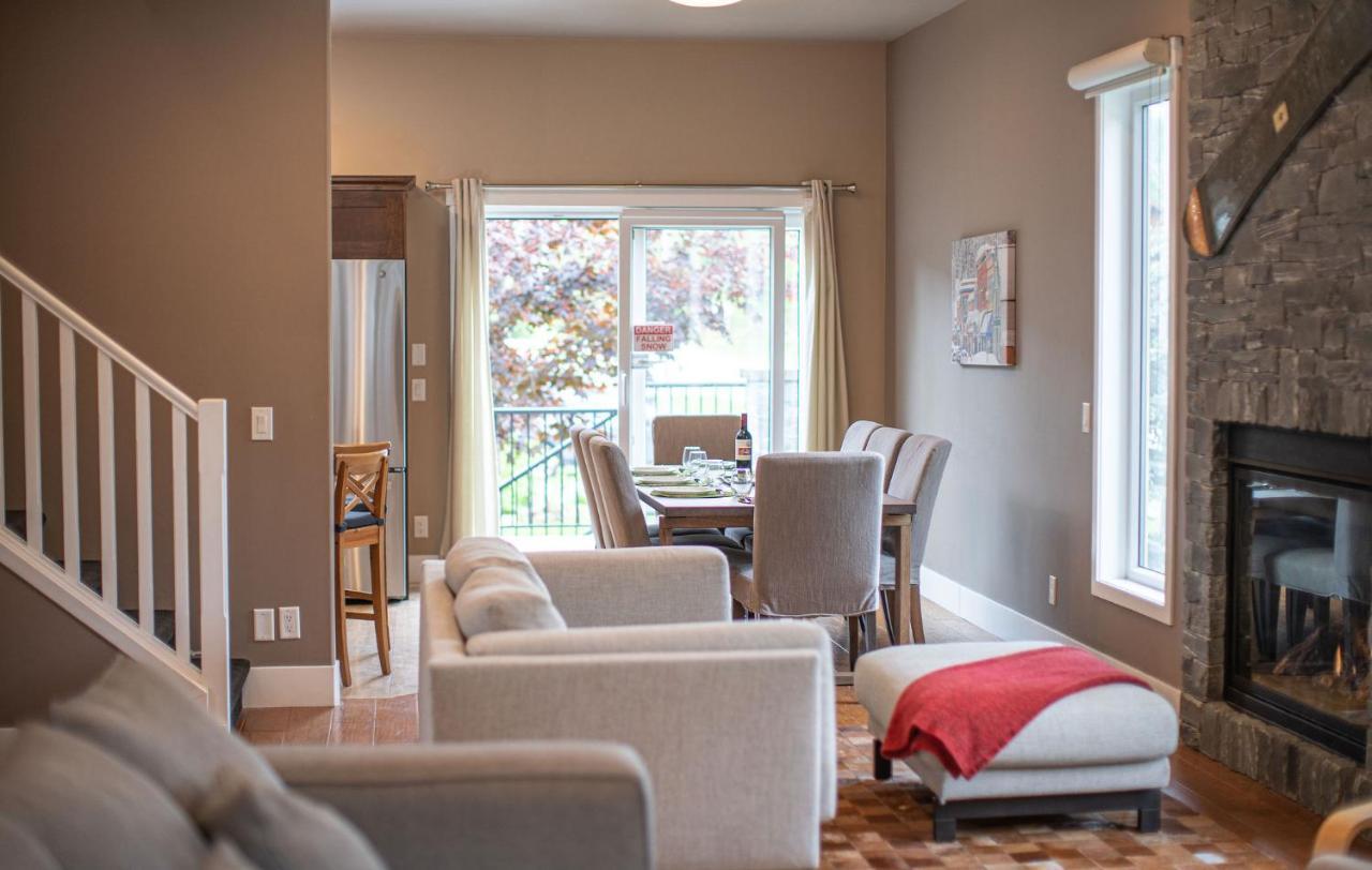 Aspen Lodge By Revelstoke Vacations מראה חיצוני תמונה