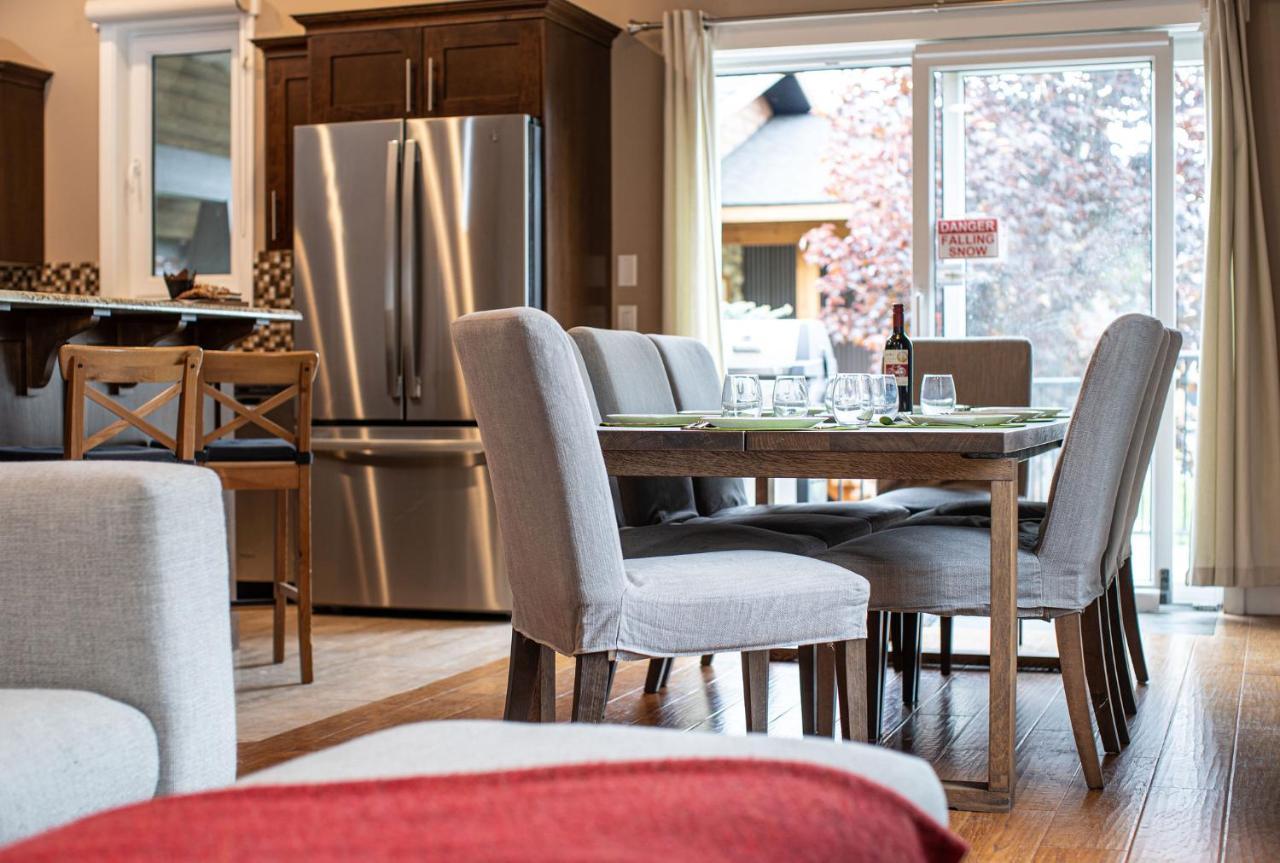 Aspen Lodge By Revelstoke Vacations מראה חיצוני תמונה